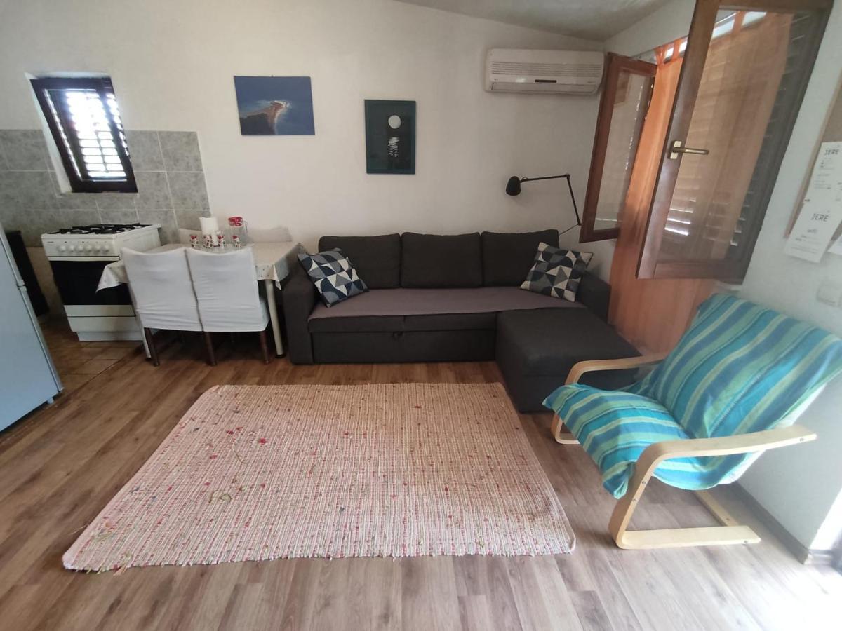 פוסטיר Holiday Home Jere מראה חיצוני תמונה
