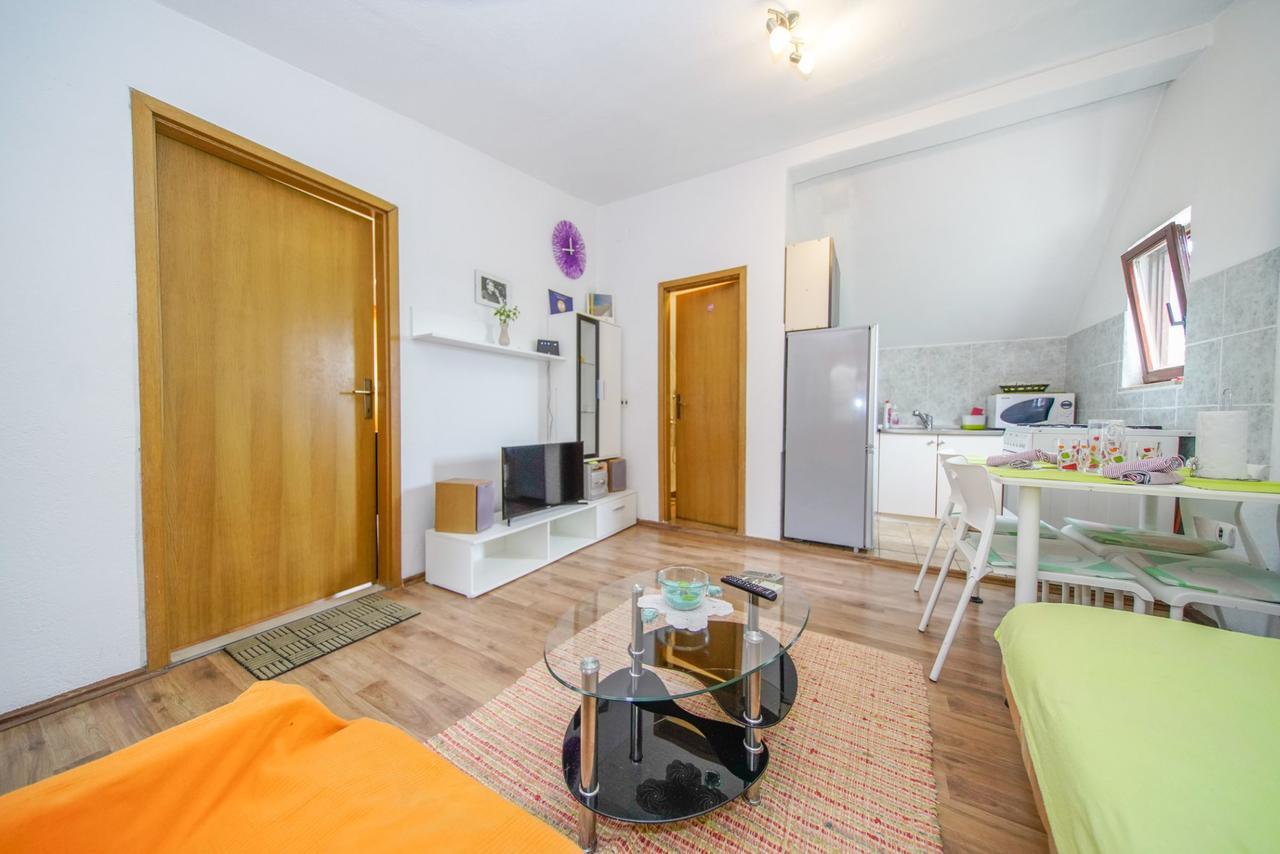 פוסטיר Holiday Home Jere מראה חיצוני תמונה